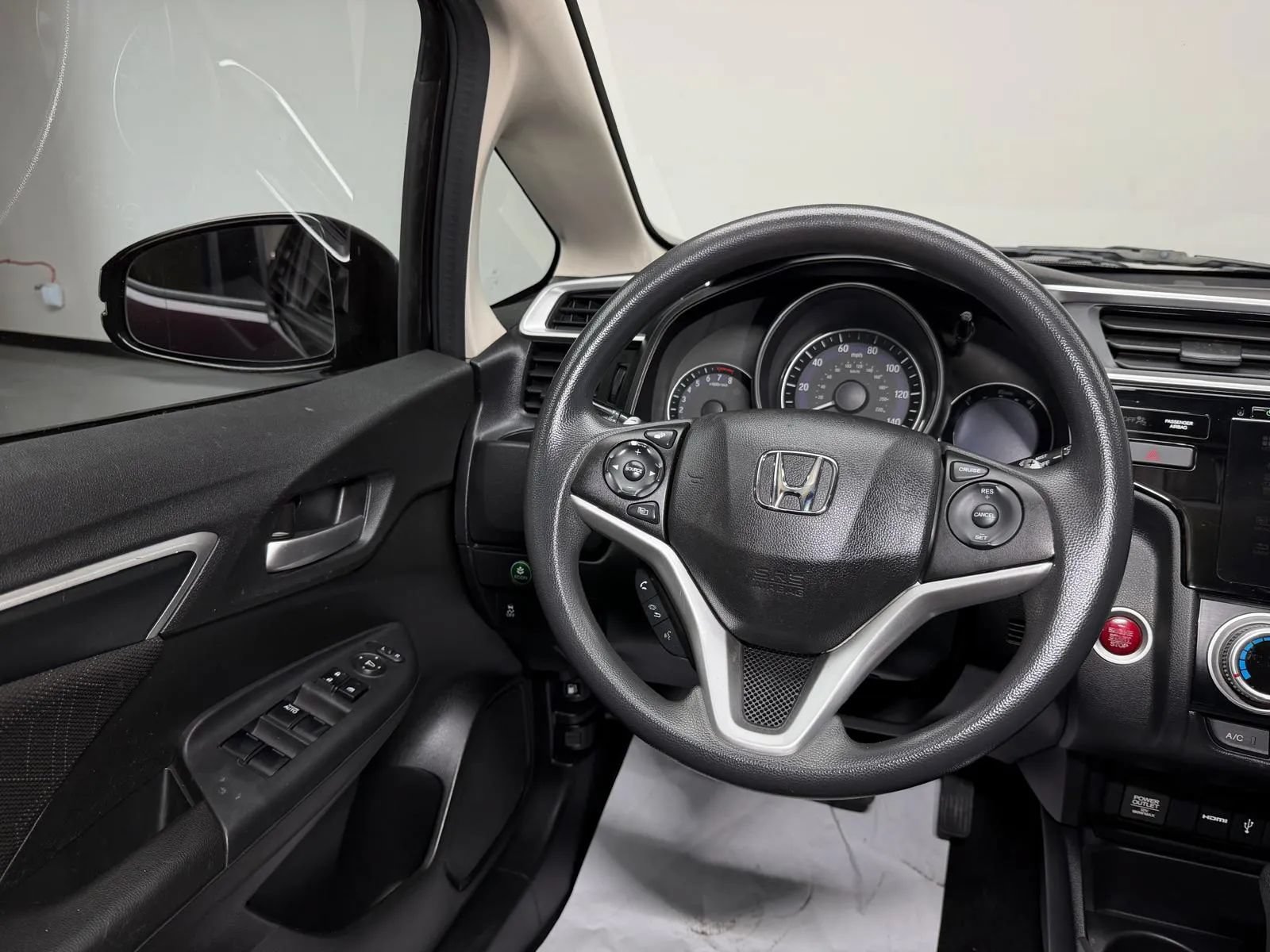 Used 2016 Honda Fit EX image 19