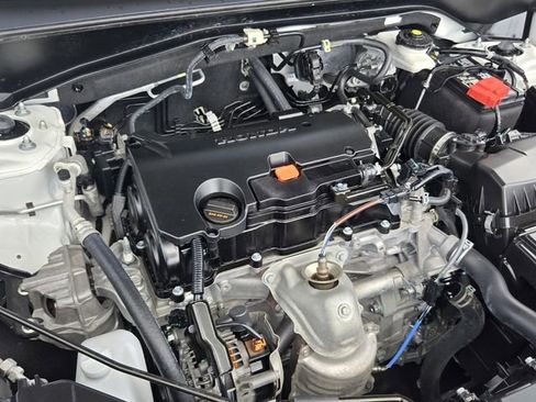 Used 2024 Honda HR-V Sport image 17