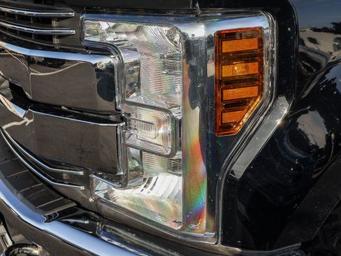 Used 2018 Ford F350 Lariat w/ Lariat Ultimate Package image 25