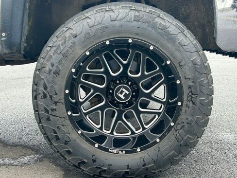 Used 2017 GMC Sierra 1500 SLT w/ SLT Premium Package AWD/4WD image 10