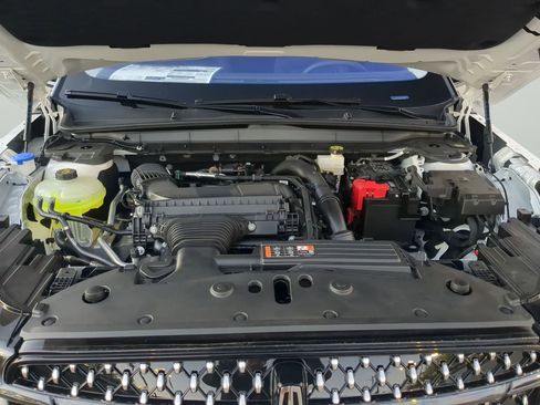 New 2026 Lincoln Nautilus Premier AWD/4WD image 24
