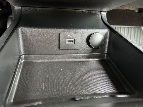 Used 2019 Ford Fusion S FWD image 30