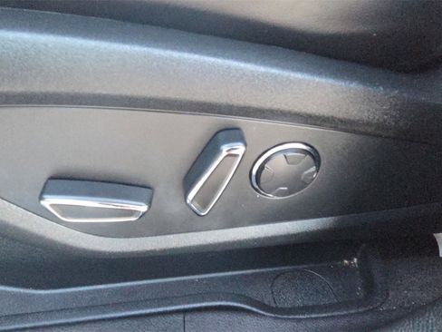 Used 2019 Lincoln MKC Select w/ Select Plus Package image 24