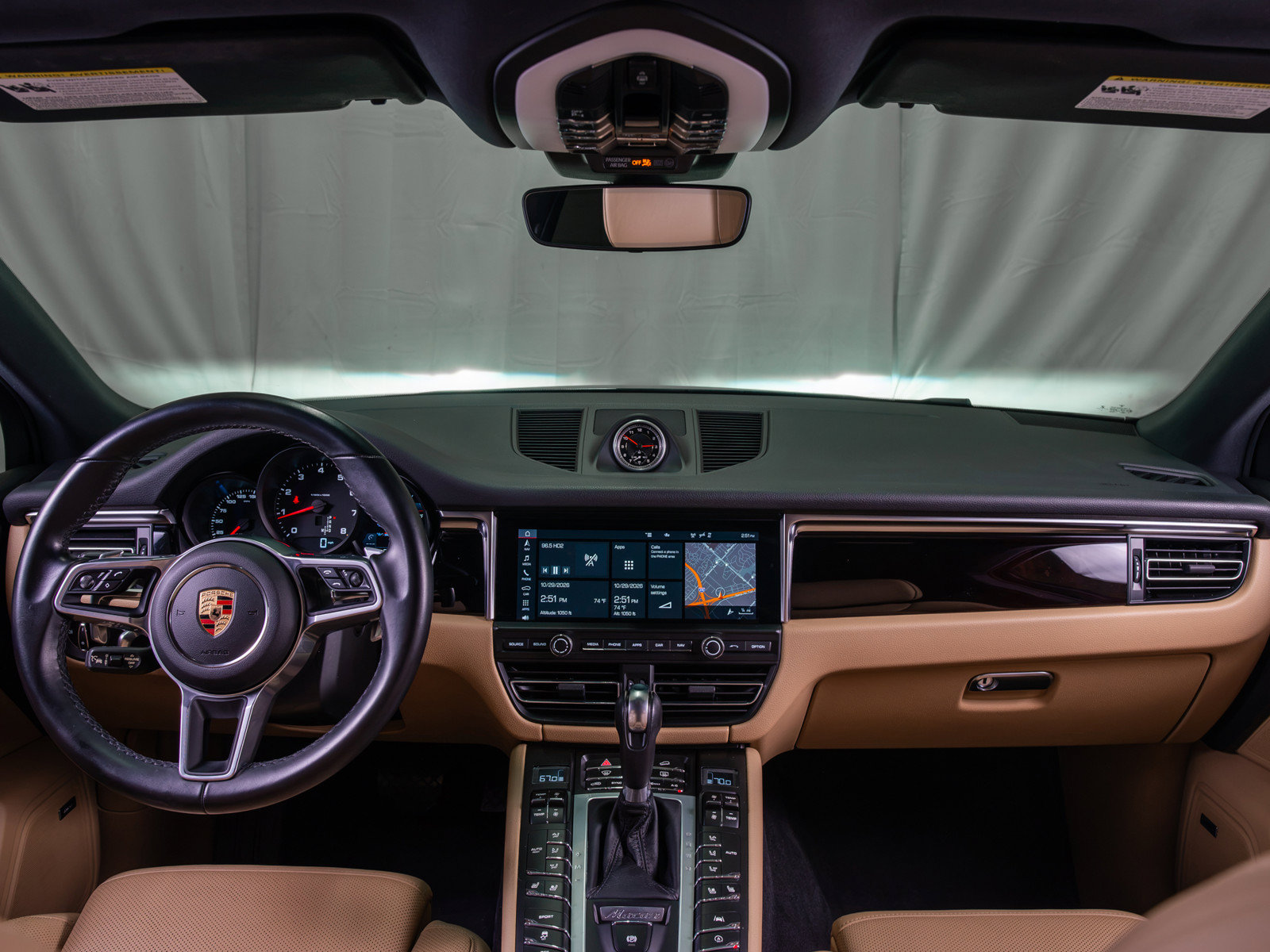 Used 2020 Porsche Macan AWD/4WD image 13