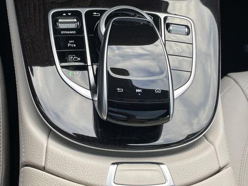Used 2019 Mercedes-Benz E 300 image 35