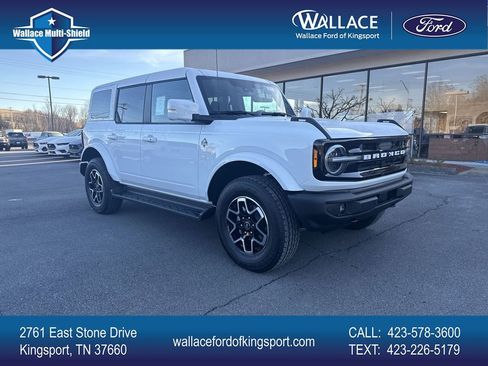 New 2025 Ford Bronco Outer Banks image 1