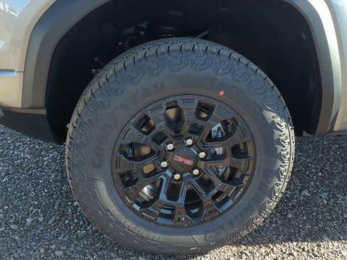 New 2026 GMC Canyon Elevation image 30