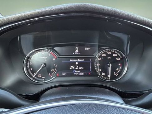 Used 2022 Cadillac XT5 Premium Luxury image 15