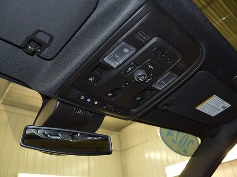 Used 2024 GMC Yukon Denali image 27