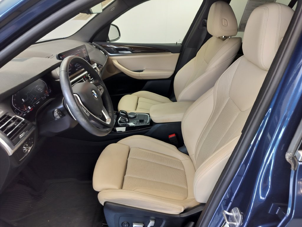 Certified 2023 BMW X3 sDrive30i w/ Premium Package RWD image 7