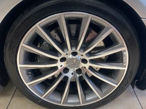 Used 2013 Mercedes-Benz SL 550 image 25