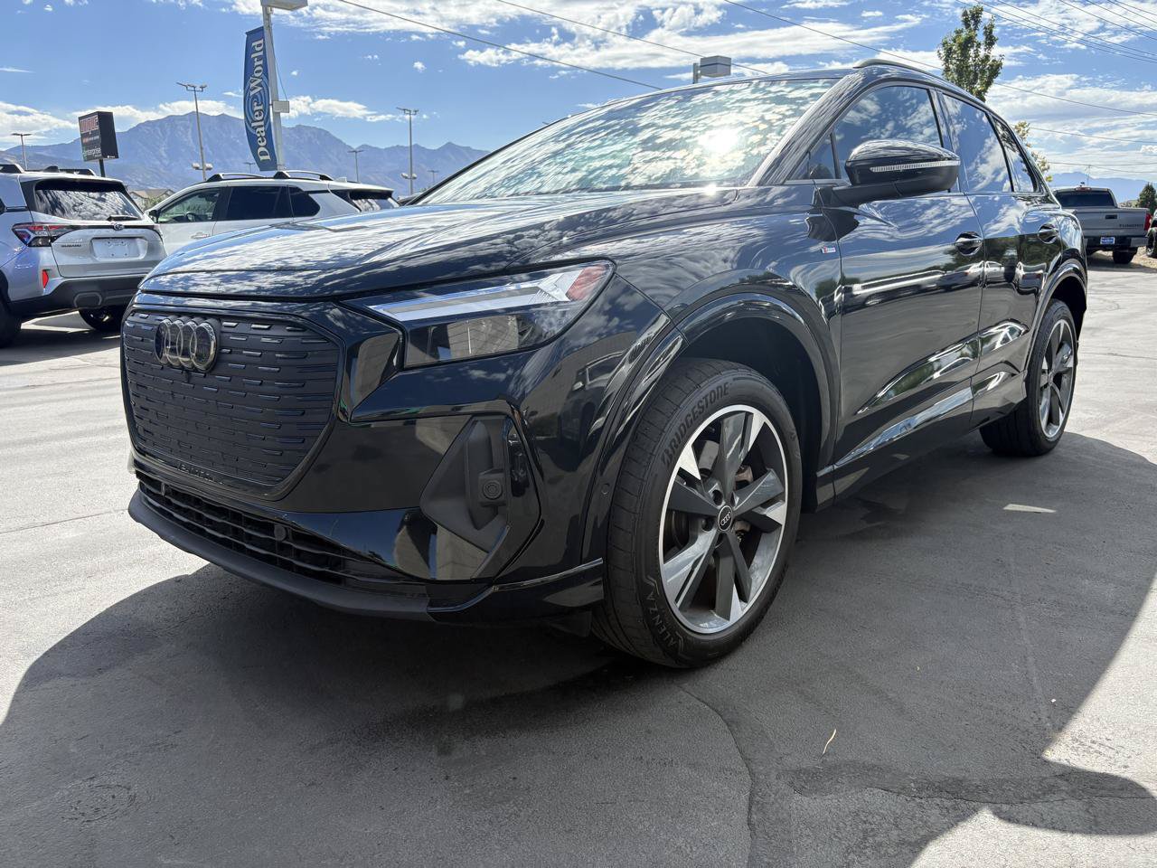 Used 2023 Audi Q4 e-tron Premium Plus w/ Premium Plus AWD/4WD image 3