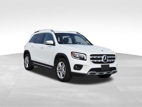 Used 2023 Mercedes-Benz GLB 250 4MATIC image 1