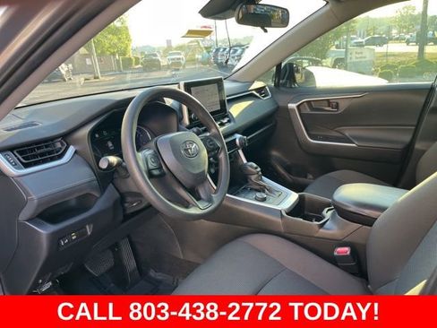 Used 2024 Toyota RAV4 LE AWD/4WD image 6