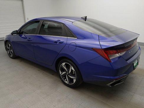 Used 2021 Hyundai Elantra SEL w/ Convenience + Premium Package FWD image 3