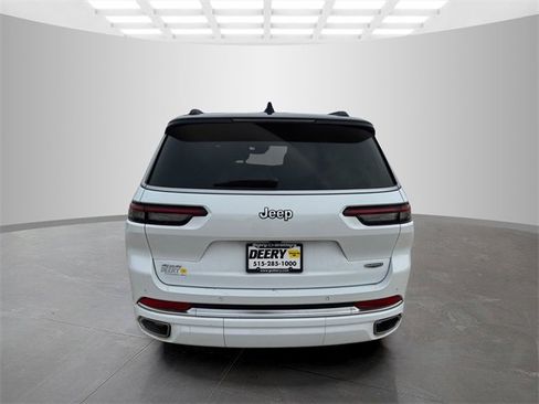 Used 2025 Jeep Grand Cherokee L Summit image 7