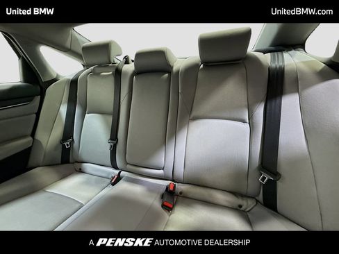 Used 2019 Honda Accord EX image 12