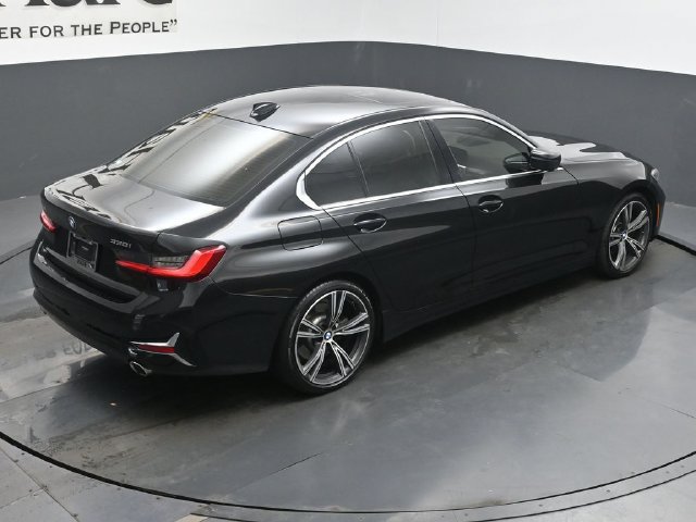 Used 2020 BMW 330i Sedan w/ Premium Package RWD image 42
