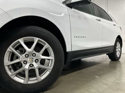 Used 2023 Chevrolet Equinox LT FWD image 27