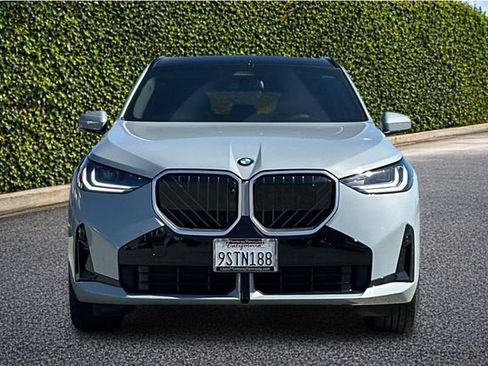 Used 2025 BMW X3 xDrive30i w/ Premium Package AWD/4WD image 9