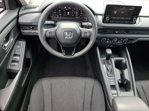 Certified 2023 Honda Accord LX image 11