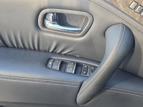 Used 2021 Nissan Armada Platinum w/ Captain's Chairs Package image 27