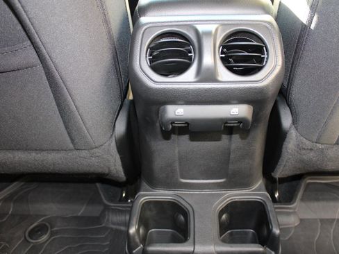 Certified 2022 Jeep Wrangler Unlimited Sport image 25