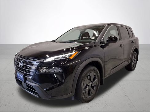 Used 2026 Nissan Rogue SV w/ Cold Weather Package AWD/4WD image 2