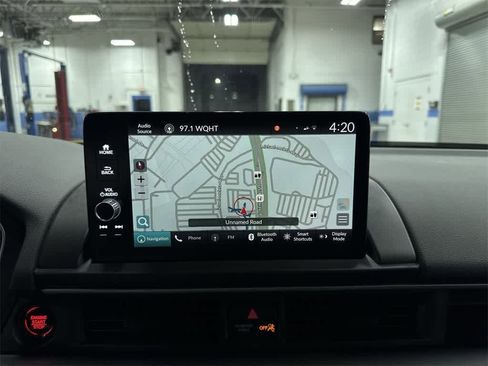 Used 2024 Honda Pilot Touring image 21