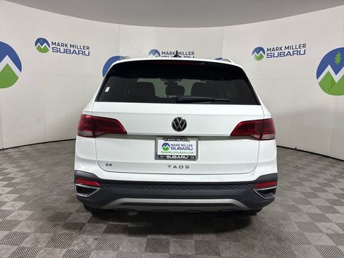 Used 2024 Volkswagen Taos SE FWD image 6