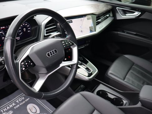 Used 2023 Audi Q4 e-tron Premium Plus w/ Premium Plus image 9