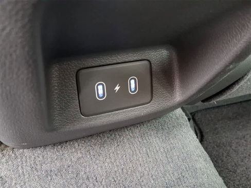 Used 2025 Hyundai Sonata Limited image 28