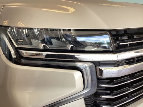 Used 2021 Chevrolet Tahoe LT w/ Rear Media and Nav Package RWD image 40