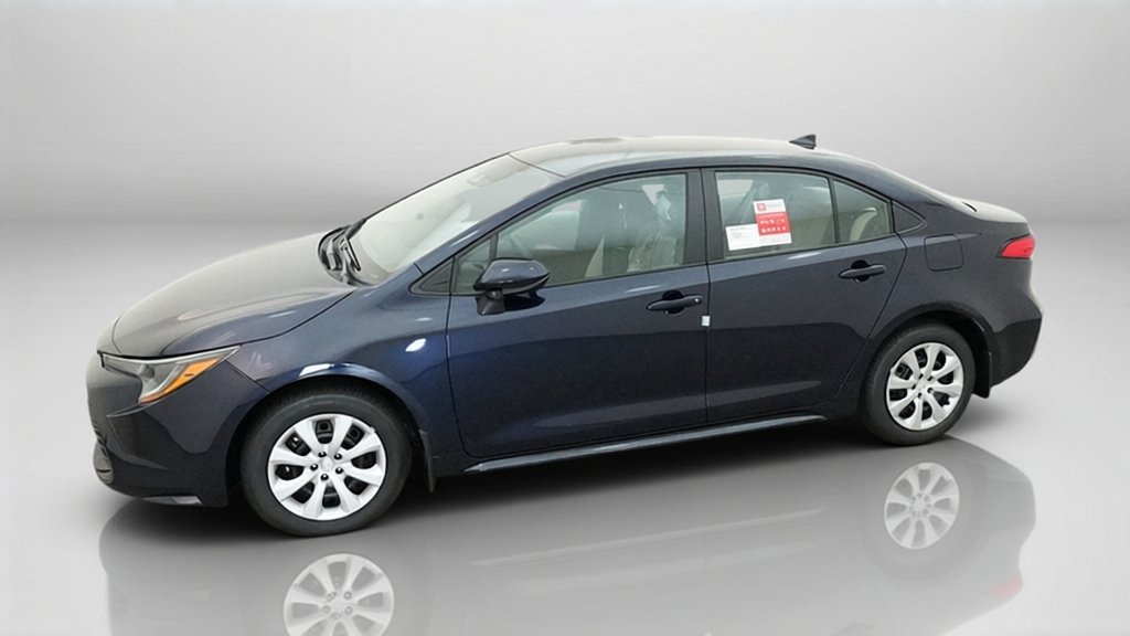 New 2026 Toyota Corolla LE FWD image 3