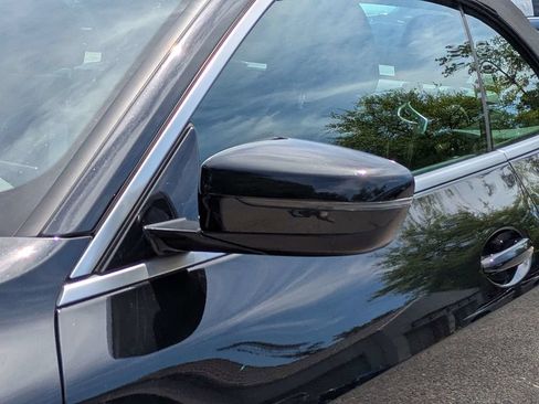 Used 2025 BMW 430i Convertible RWD image 9