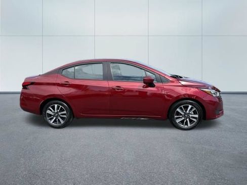 Used 2025 Nissan Versa SV FWD image 2