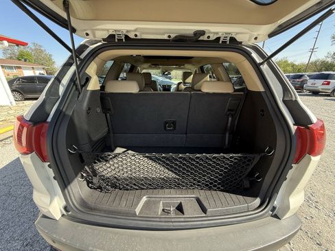 Used 2012 Chevrolet Traverse LTZ AWD/4WD image 33
