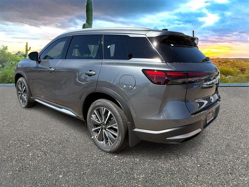 New 2026 INFINITI QX60 Luxe w/ Family Package image 6