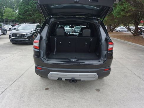 Used 2024 Honda Pilot TrailSport image 19