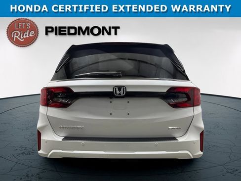 Certified 2025 Honda Odyssey Touring image 6