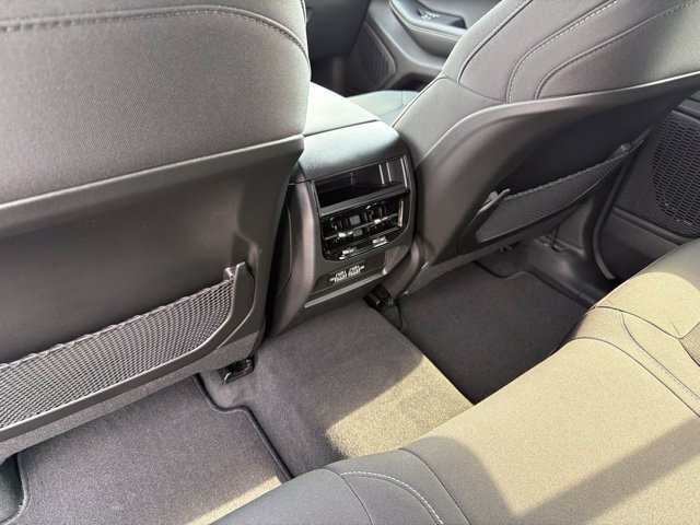 New 2026 Jeep Grand Cherokee Laredo AWD/4WD image 8
