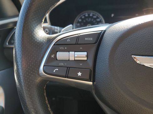 Used 2023 Genesis G70 2.0T image 20