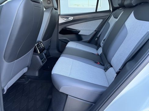 Certified 2023 Volkswagen ID.4 Pro AWD/4WD image 25
