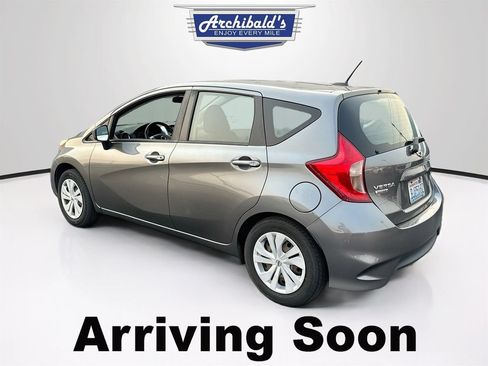 Used 2017 Nissan Versa Note SV FWD image 3
