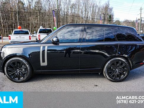 Used 2023 Land Rover Range Rover SE image 7
