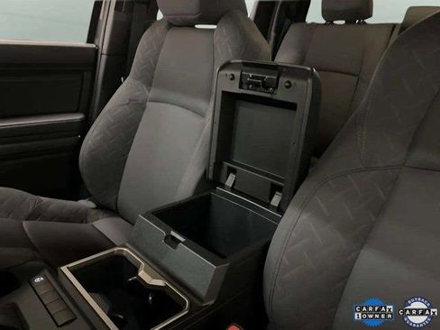 Used 2025 Toyota Tacoma SR5 image 54