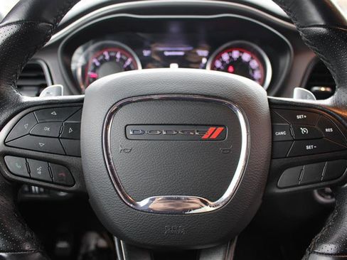 Used 2022 Dodge Challenger R/T image 15