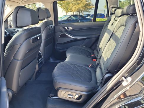 Used 2026 BMW X7 xDrive40i image 11