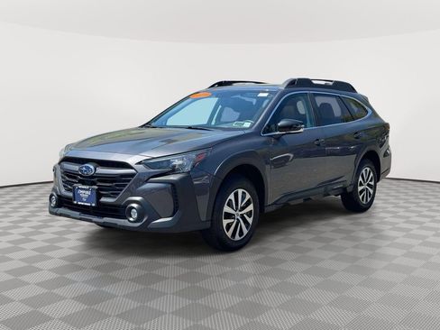 Used 2025 Subaru Outback Premium w/ Popular Package #1A AWD/4WD image 4