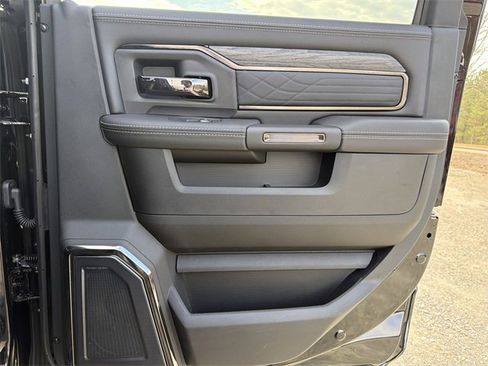 New 2026 RAM 2500 Limited image 16